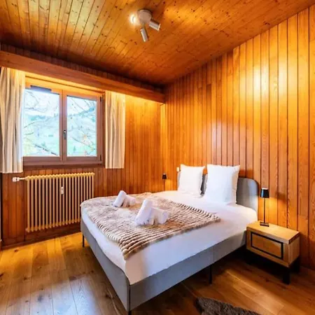 Apartment For 10 People *