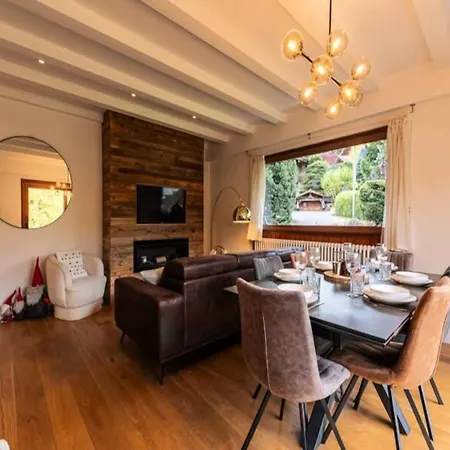 Apartment For 10 People *